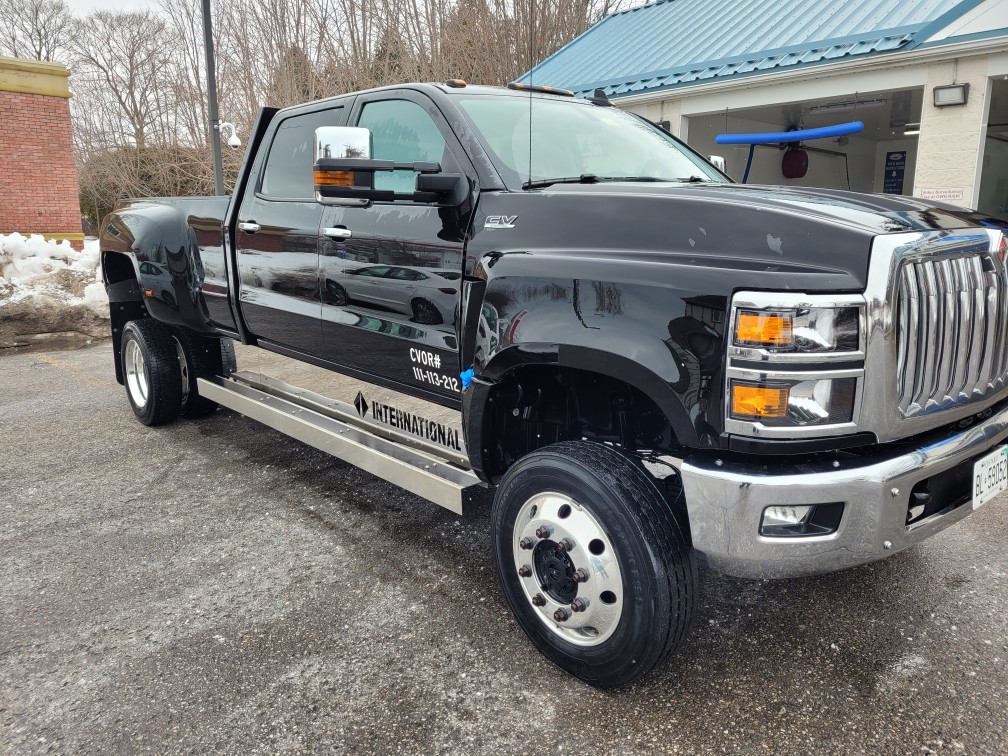 2021 CV515 SFA 4X4 CREW CAB PICKUP - image 2 of 3