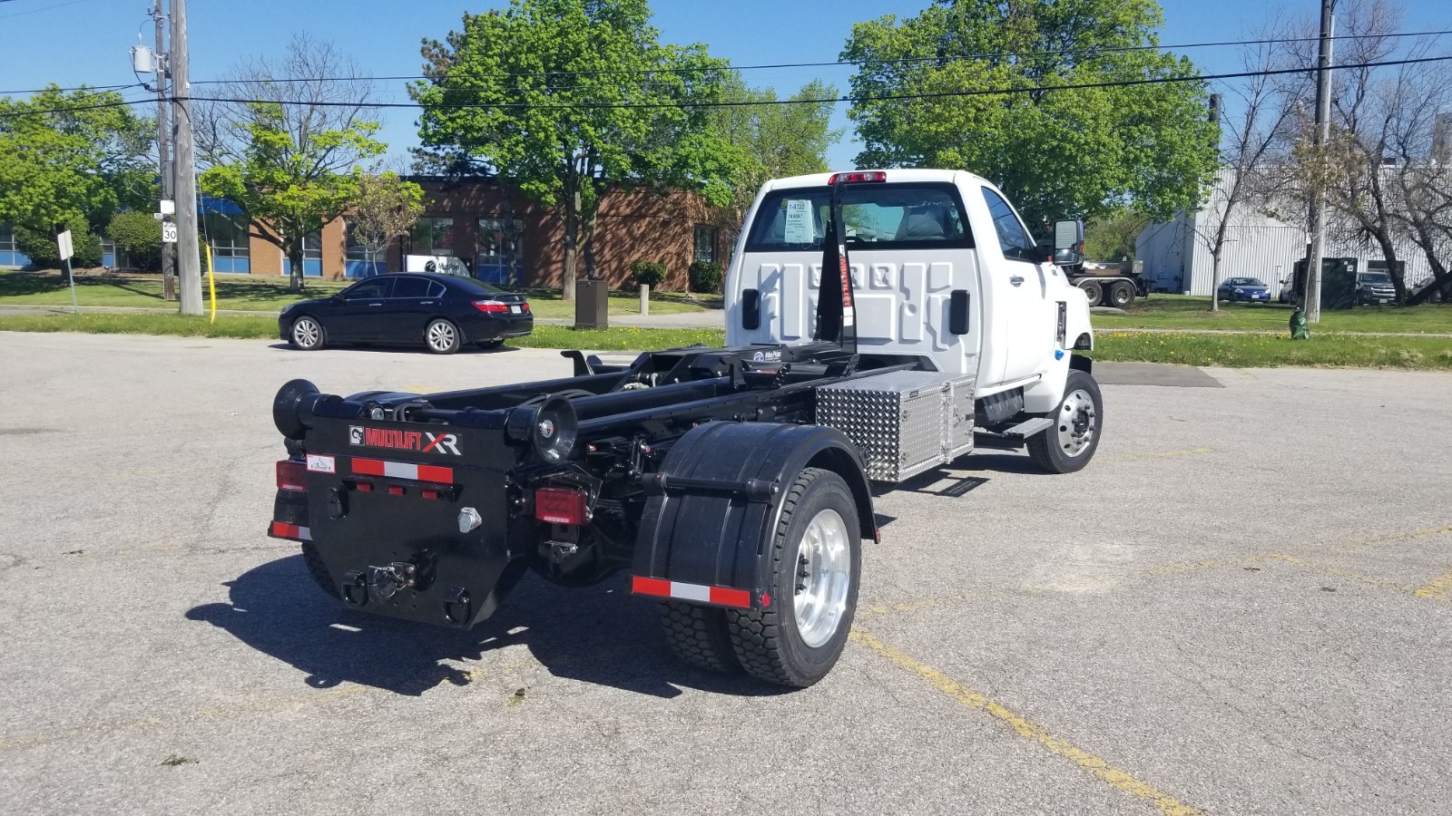 2020 CV-515 4X4 Hook lift XRTL Multilift - image 2 of 2
